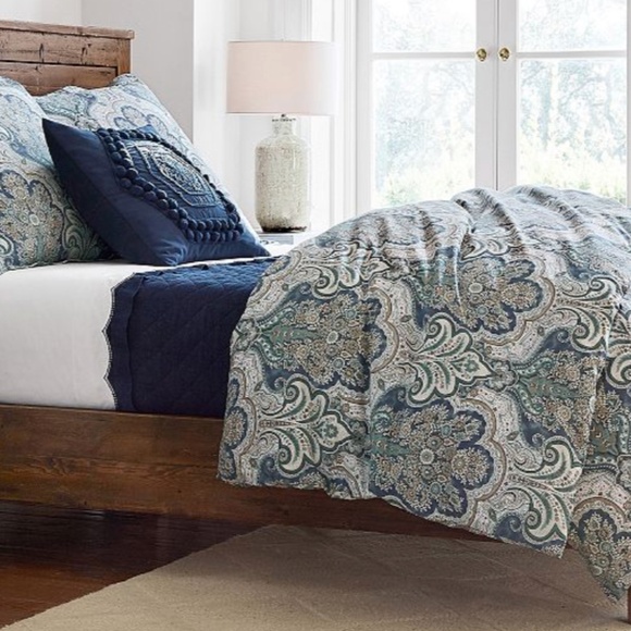 Pottery Barn Jordana Paisley Percale Duvet Cover and Shams - Picture 1 of 5